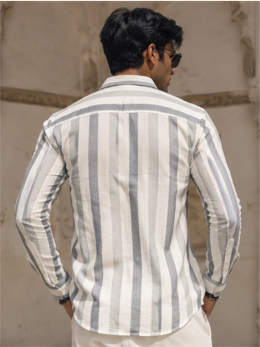 Men Regular Fit Striped Spread Collar Casual Shirt, Gray