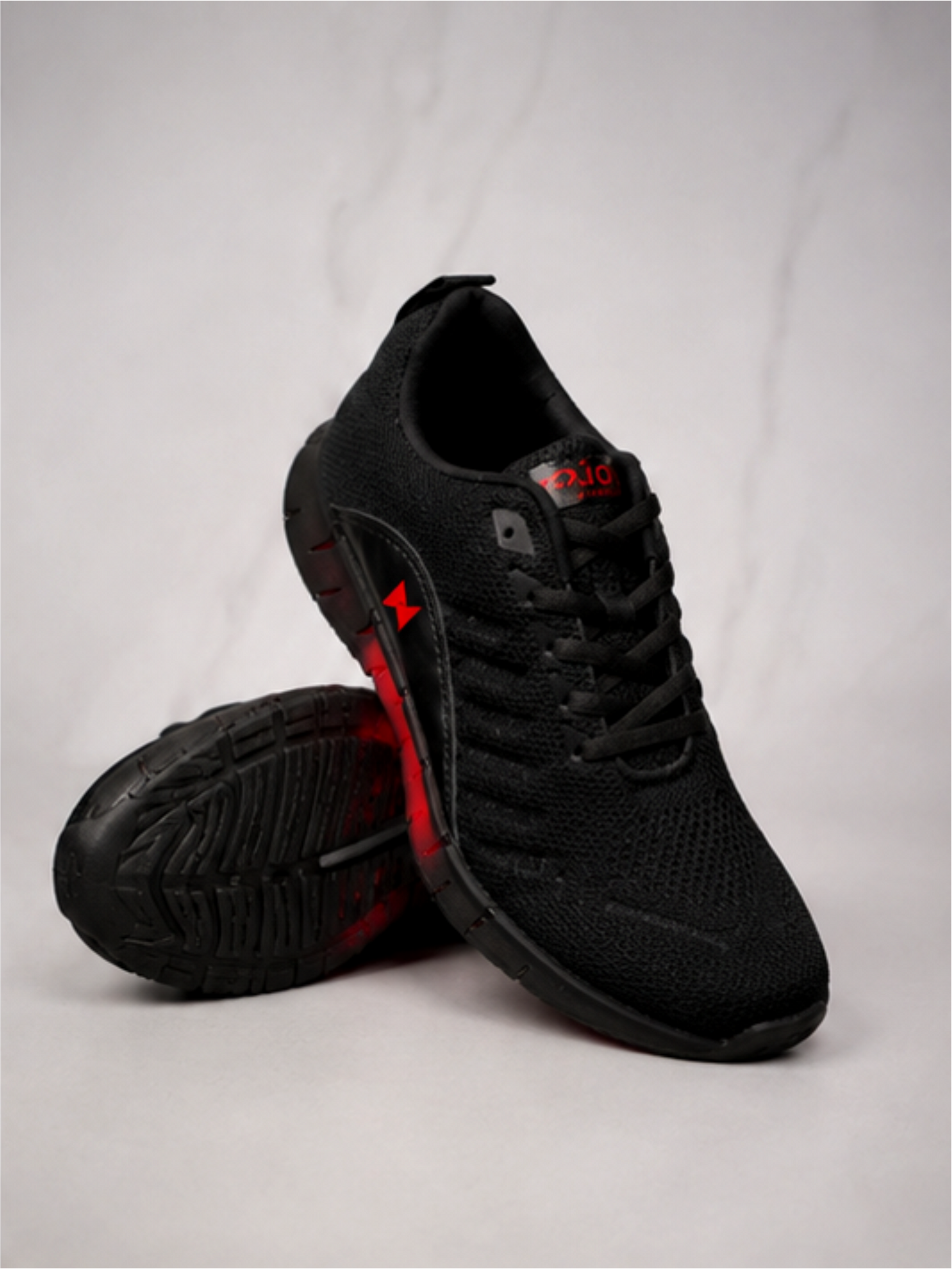 Groviano LightWeight Sports Running Shoes For Men, Black & Red