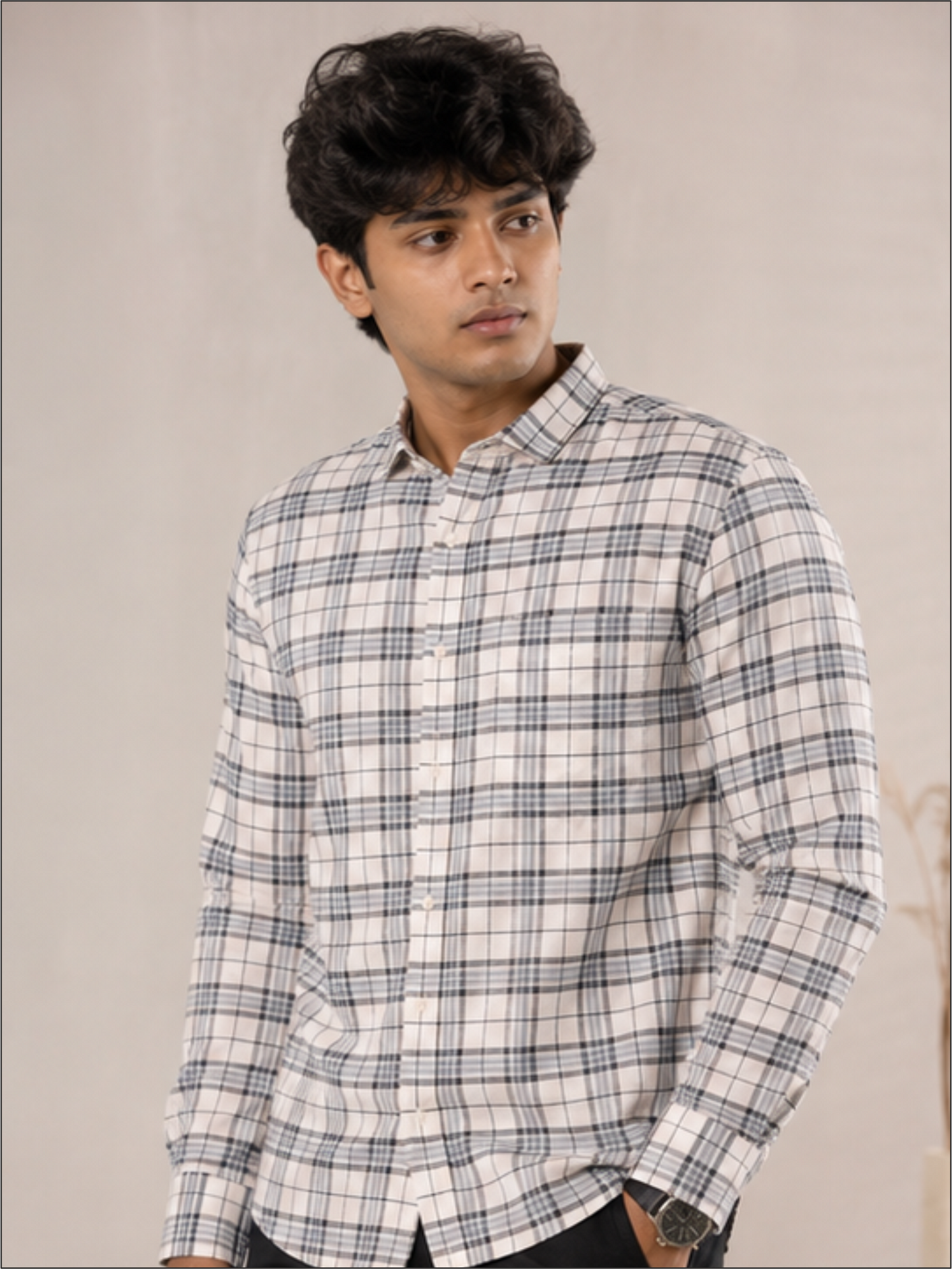 Men's Regular Fit Checkered Curved Collar Casual Shirt