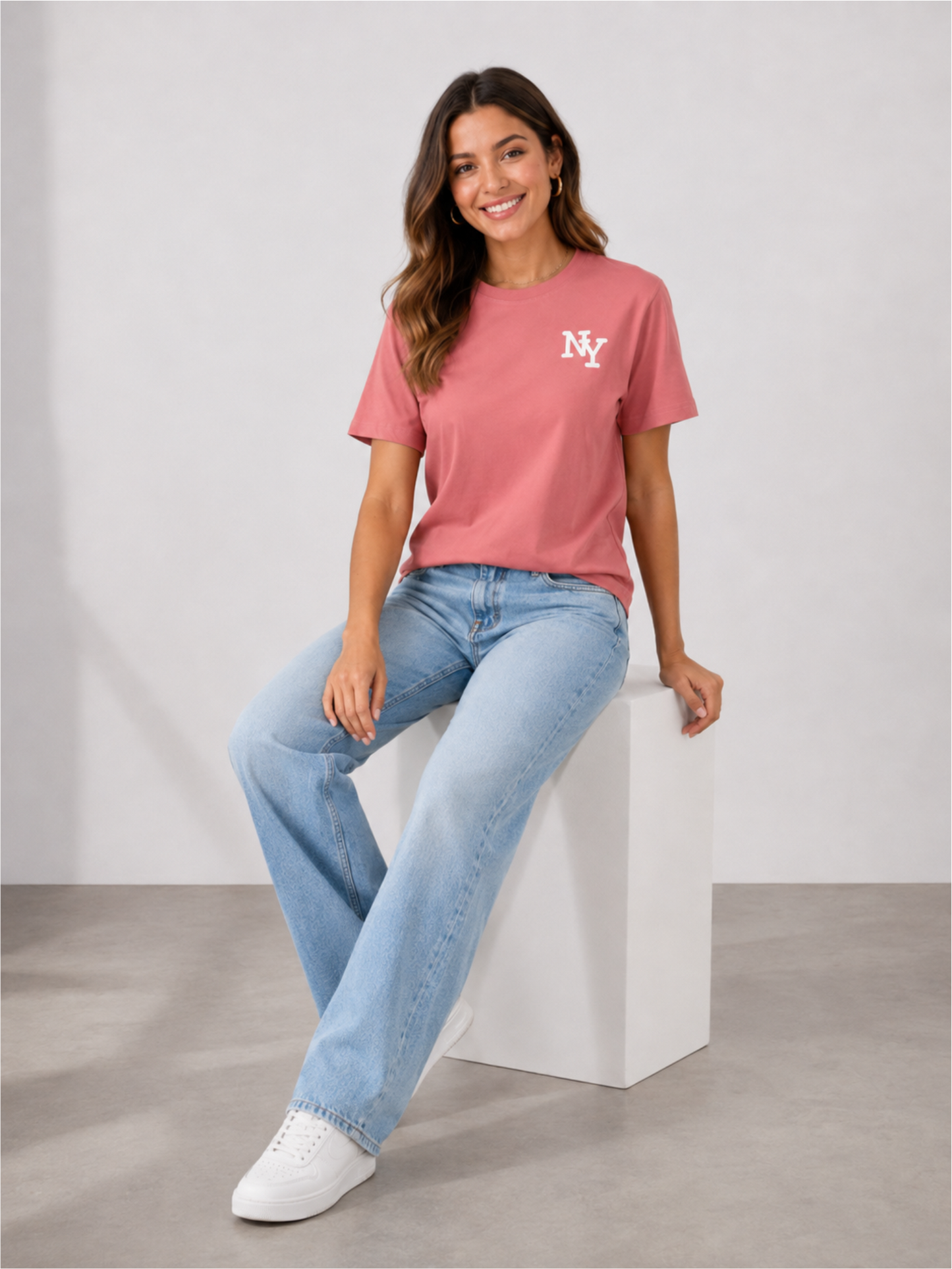 Relaxed Fit Round-Neck Graphic Dusty Pink T-Shirt