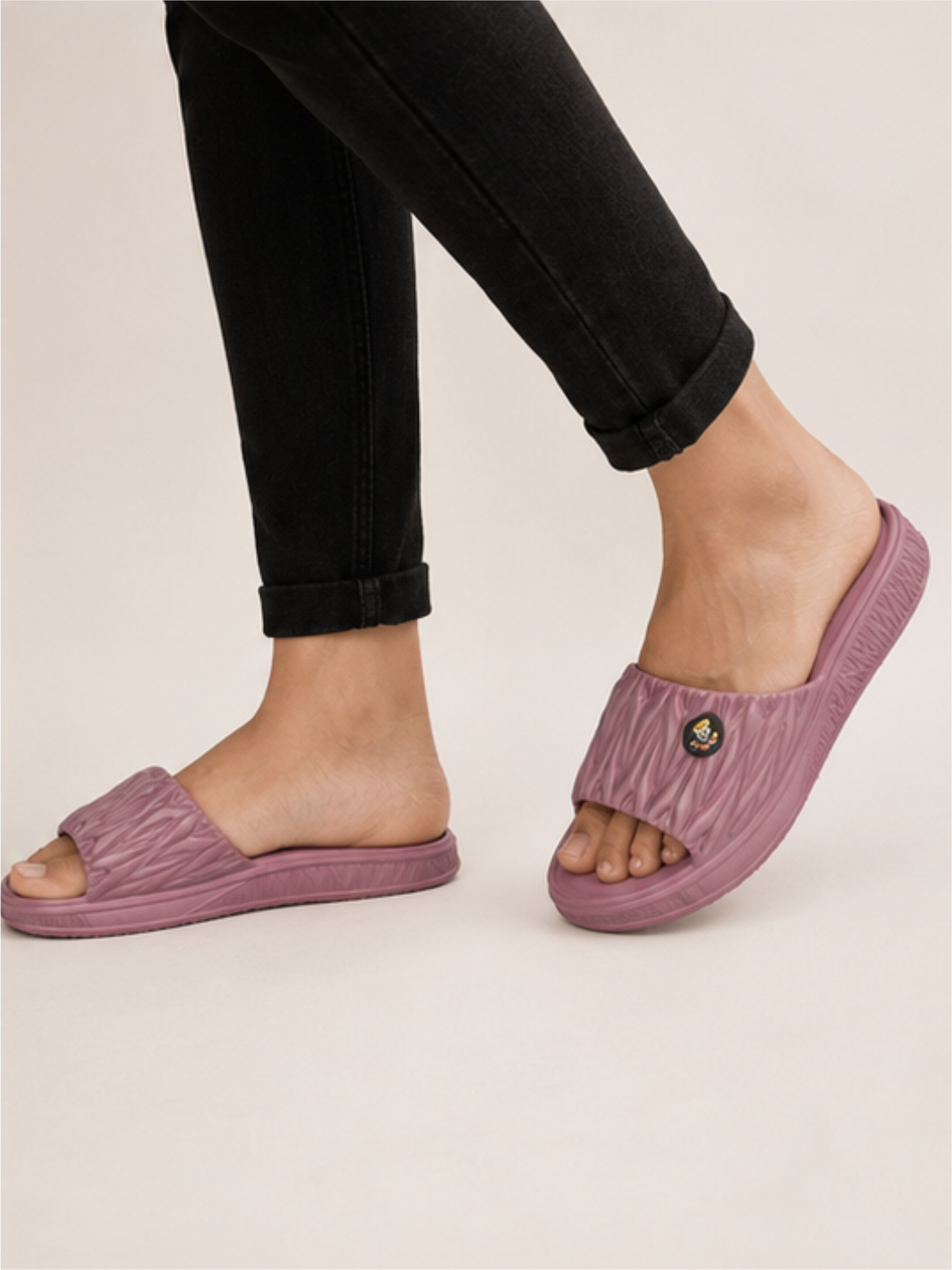 Groviano Flip Flops Soft Comfortable Sliders Slippers, Purple