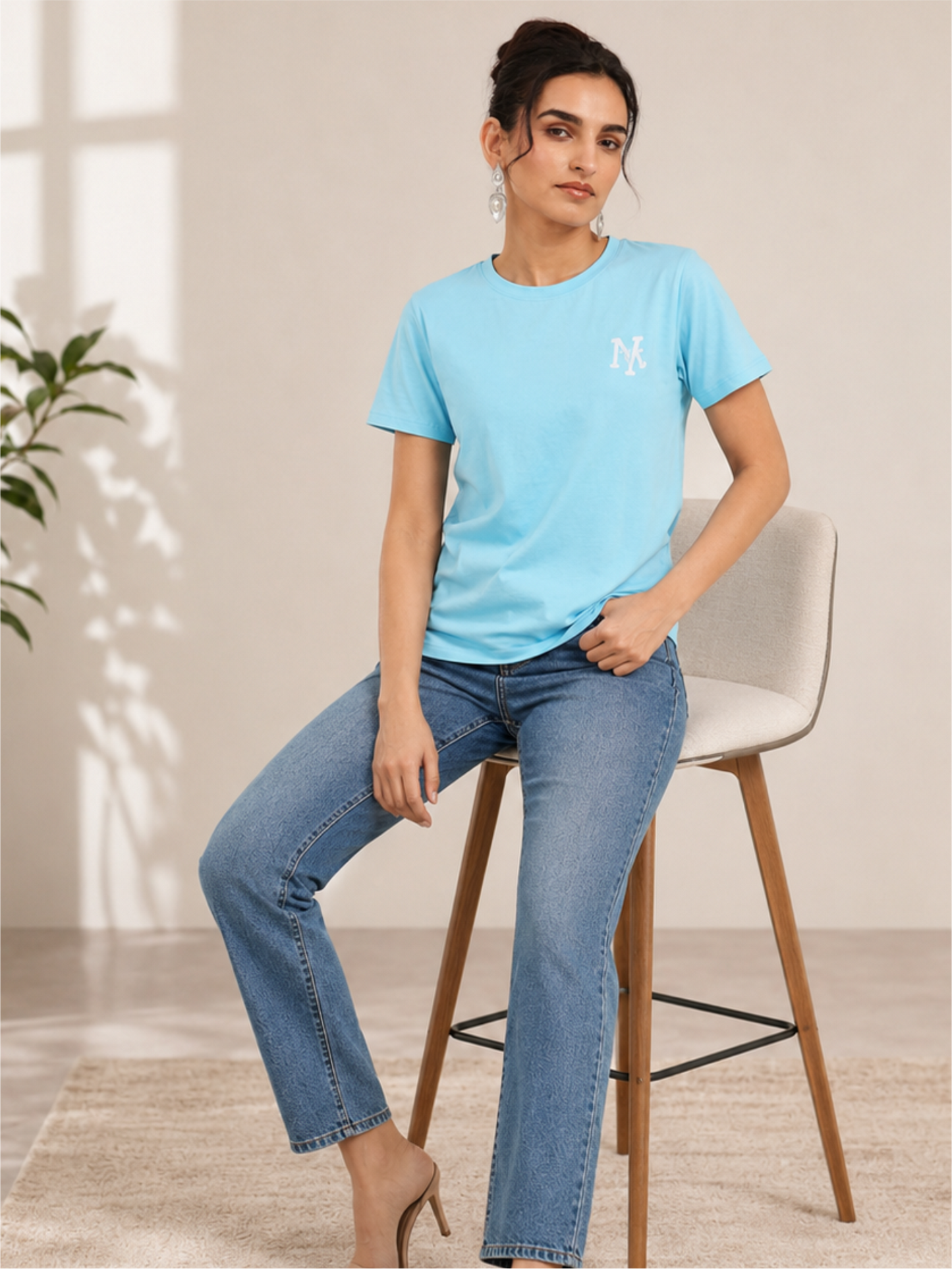 Light Blue Casual Round-Neck T-Shirt with NY Graphic